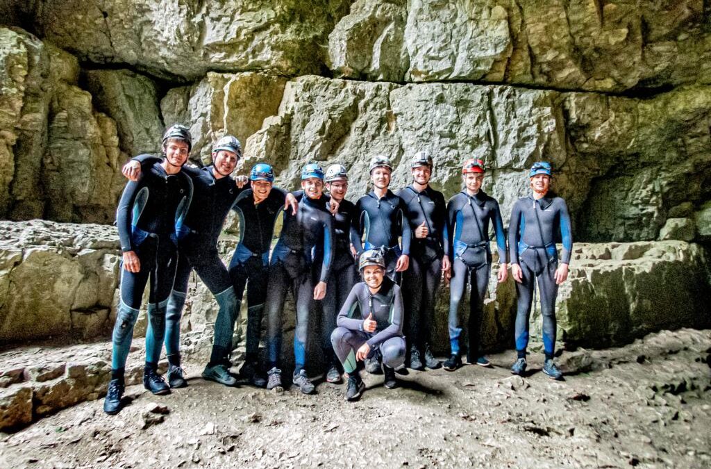 Befahrung der Falkensteiner Höhle durch den Geologie – Kurs